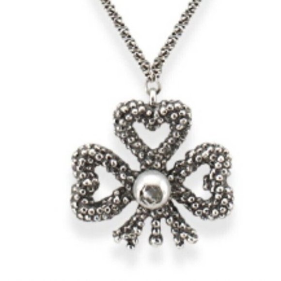 Gucci authentic clover necklace - Picture 2 of 5